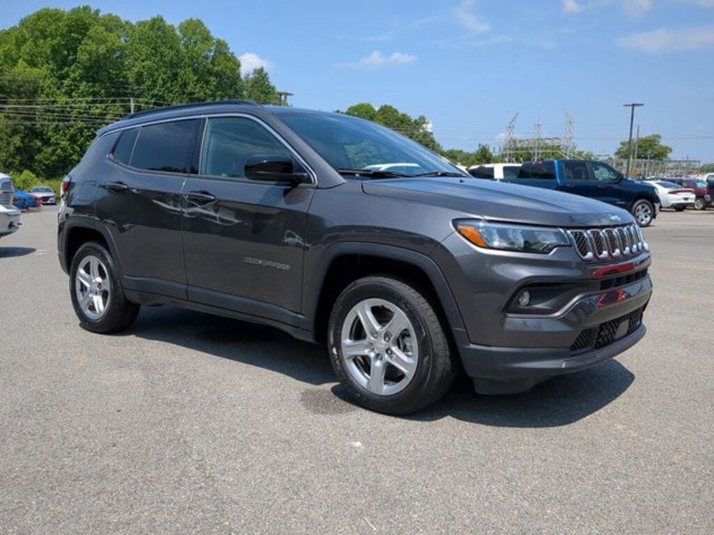 New 2023 Jeep Compass LATITUDE 4X4 Sport Utility