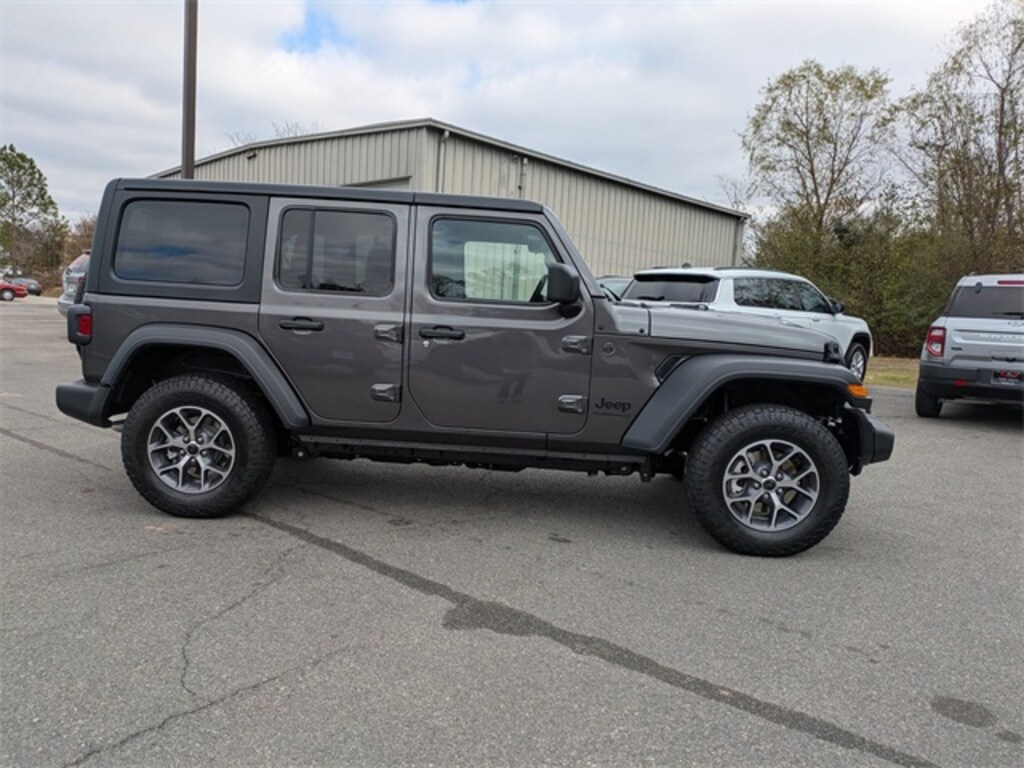 New 2026 Jeep Wrangler 4-DOOR SPORT S Sport Utility