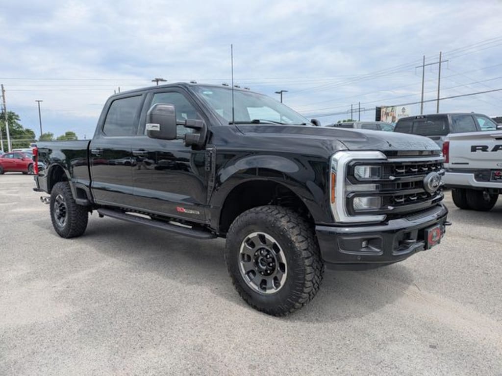 Used 2024 Ford F-350SD Lariat Truck