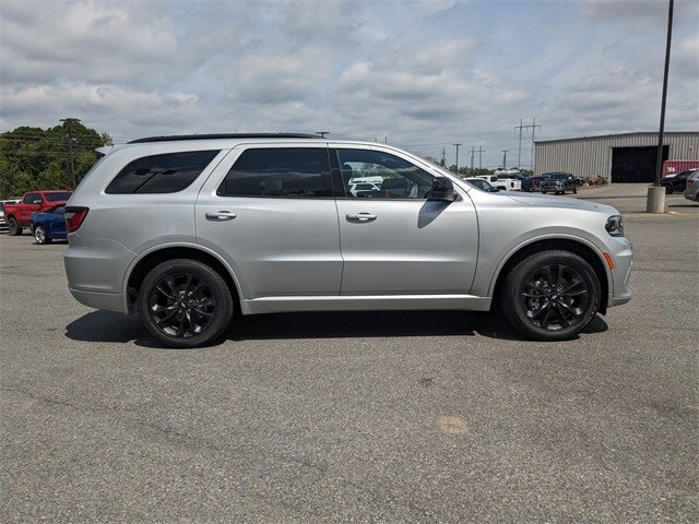2025 Dodge Durango GT photo 3
