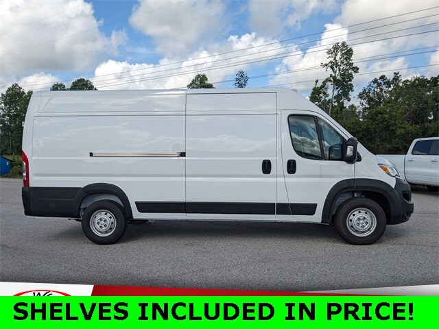 2023 Ram ProMaster 3500 Cargo Van photo 3