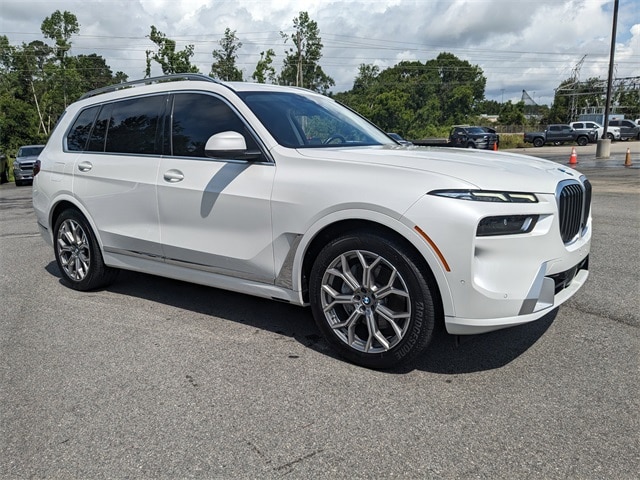 Used 2023 BMW X7 40i with VIN 5UX23EM01P9M76060 for sale in Vidalia, GA