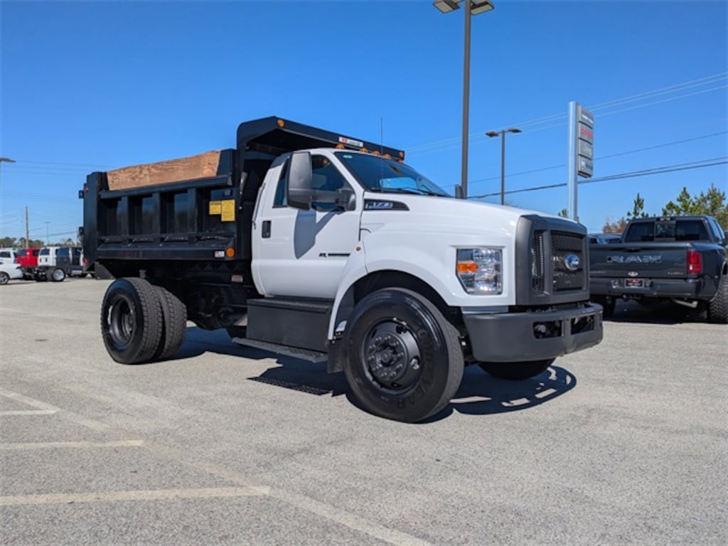 Used 2024 Ford F-750SD Base Truck