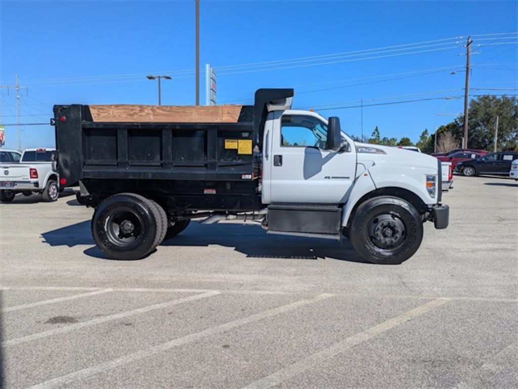 Used 2024 Ford F-750SD Base Truck