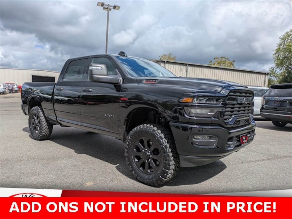 New 2025 Ram 2500 BIG HORN CREW CAB 4X4 6'4 BOX Pickup