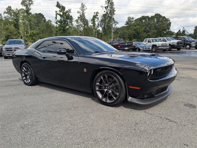 2023 Dodge Challenger R/T Scat Pack photo 2
