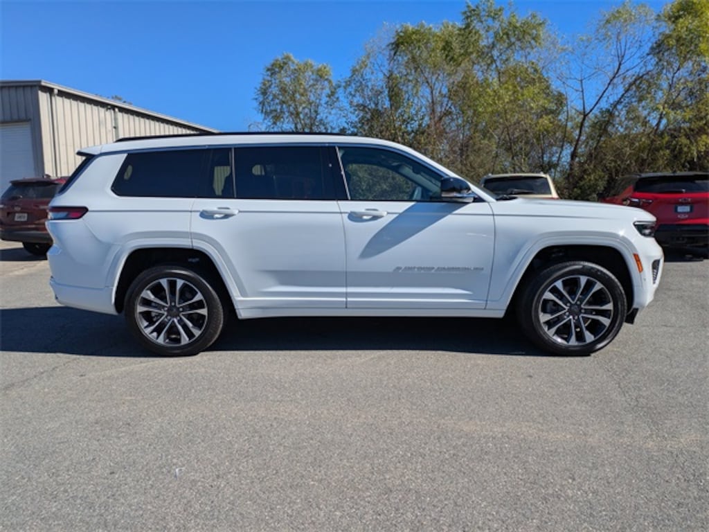 New 2025 Jeep Grand Cherokee L OVERLAND 4X4 Sport Utility