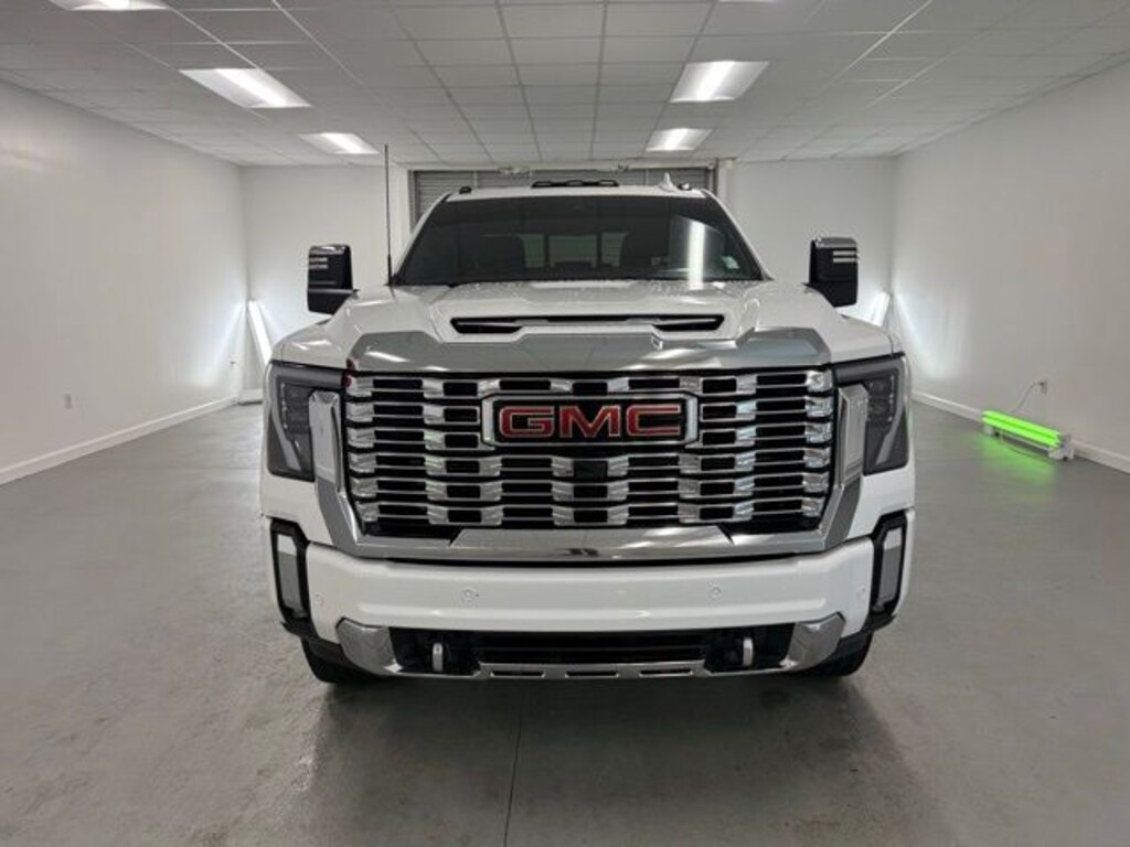 Used 2024 GMC Sierra 2500HD Denali Truck