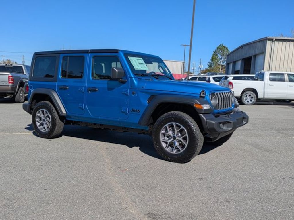 New 2026 Jeep Wrangler 4-DOOR SPORT S Sport Utility