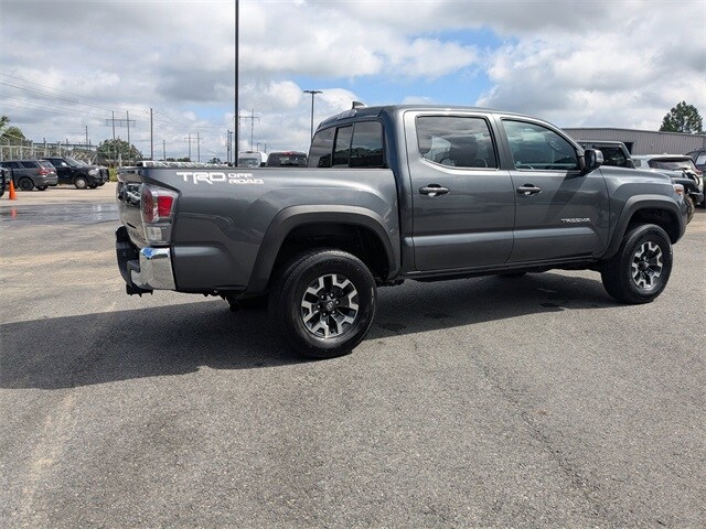 2023 Toyota Tacoma SR5 photo 2