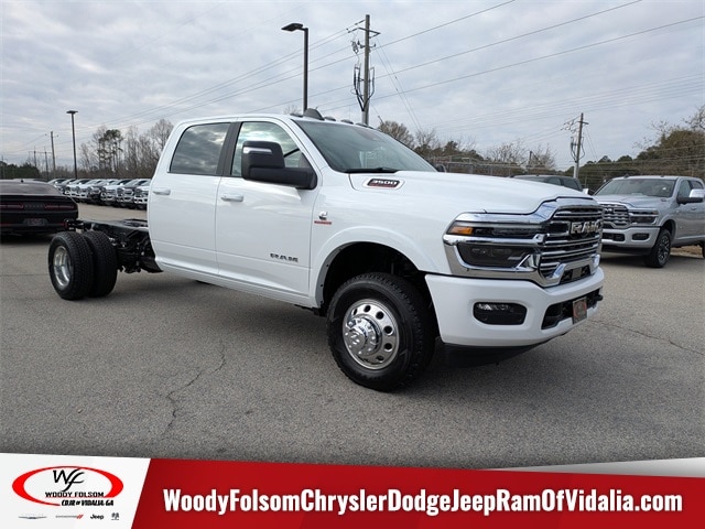 2026 RAM Ram 3500 Chassis Cab Big Horn's photo