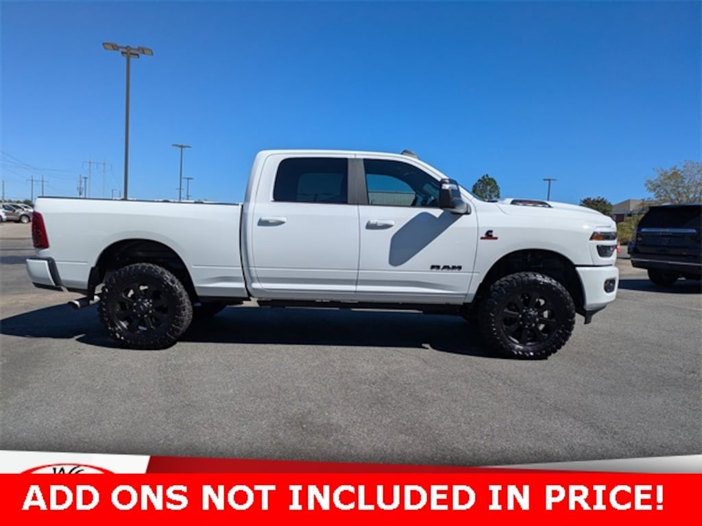 New 2025 Ram 2500 LARAMIE CREW CAB 4X4 6'4 BOX Pickup