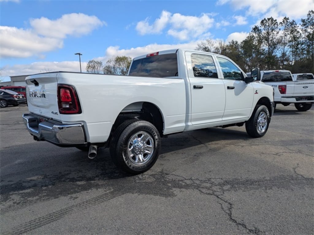 New 2026 Ram 2500 TRADESMAN CREW CAB 4X4 6'4 BOX Pickup