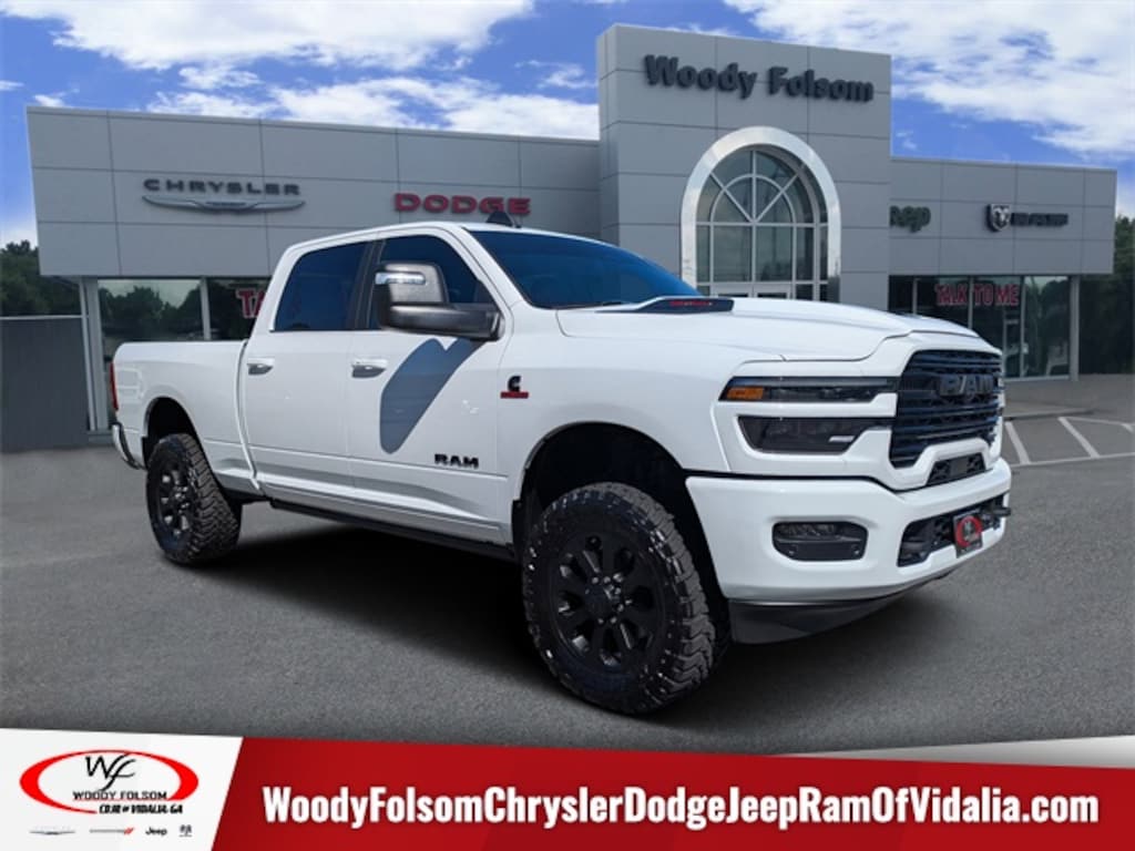 New 2025 Ram 2500 LARAMIE CREW CAB 4X4 6'4 BOX Pickup