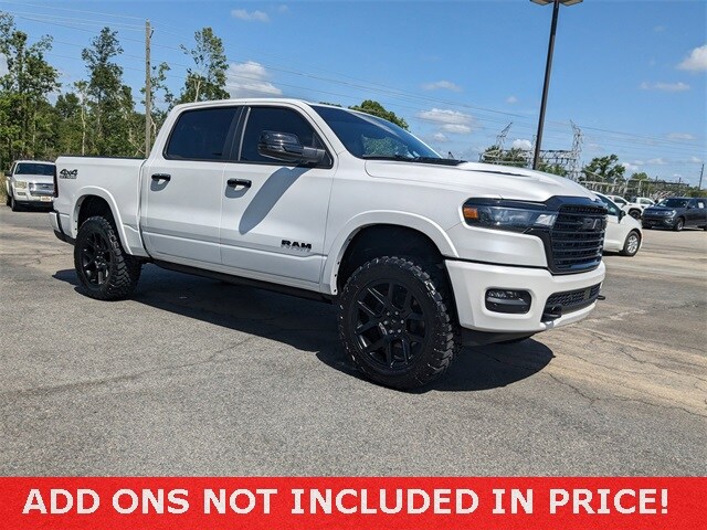 2025 Ram 1500 Laramie photo 2