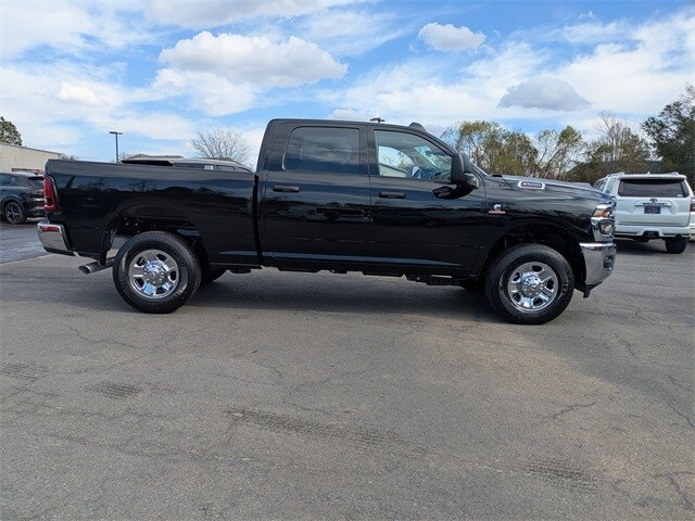 2026 Ram 2500 Tradesman photo 2