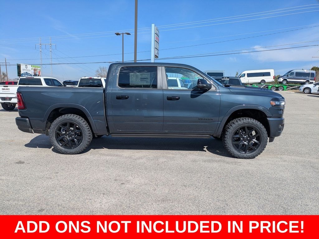 New 2026 Ram 1500 LARAMIE CREW CAB 4X4 5'7 BOX Pickup