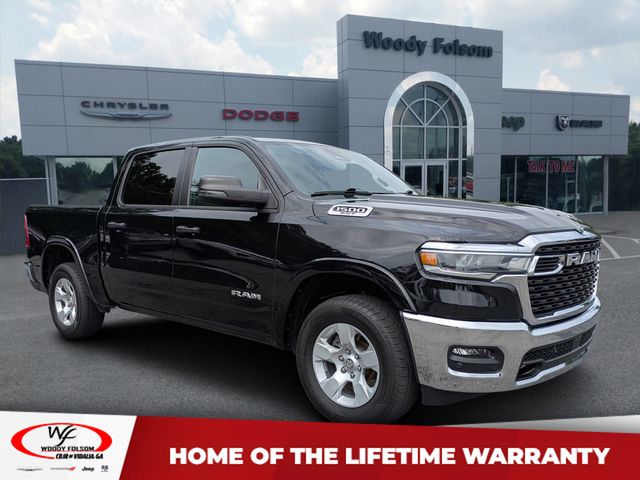 2025 RAM 1500 Big Horn/Lone Star 4x4 Crew Cab 5'7's photo