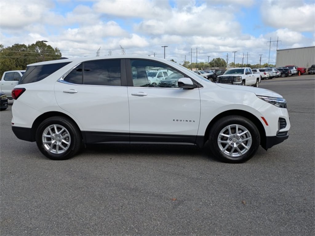Used 2024 Chevrolet Equinox LT SUV