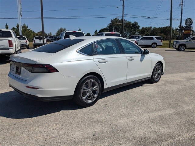 2024 Honda Accord EX photo 4