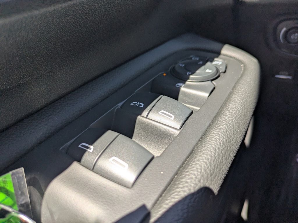 2024 GMC Terrain SLE - Photo 22