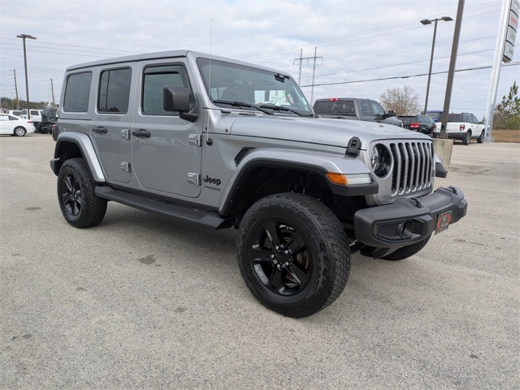 Used 2021 Jeep Wrangler Unlimited Sahara Altitude SUV