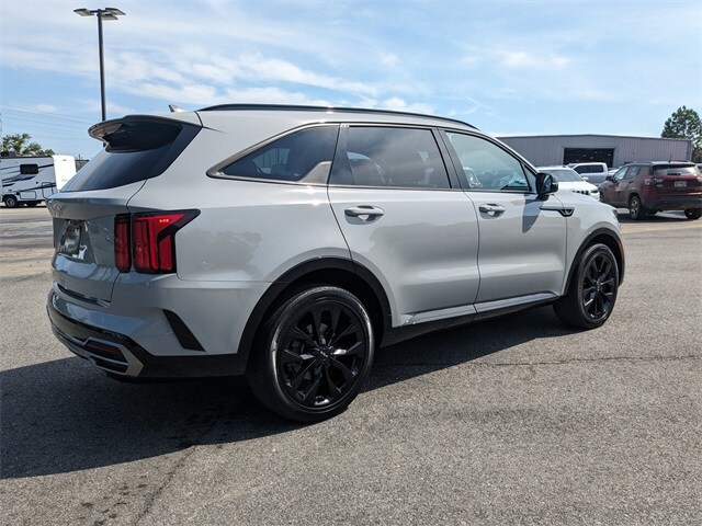 2023 Kia Sorento SX photo 4