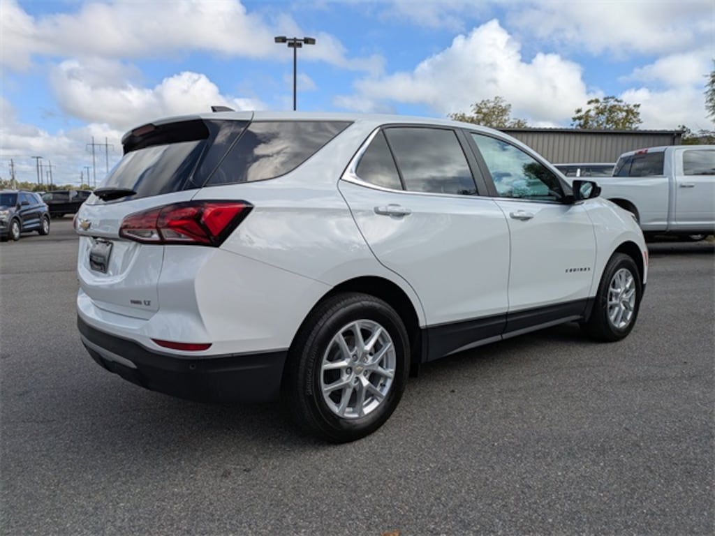 Used 2024 Chevrolet Equinox LT SUV