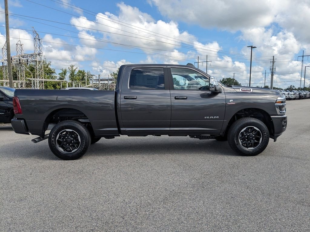 New 2025 Ram 2500 LARAMIE CREW CAB 4X4 6'4 BOX Pickup
