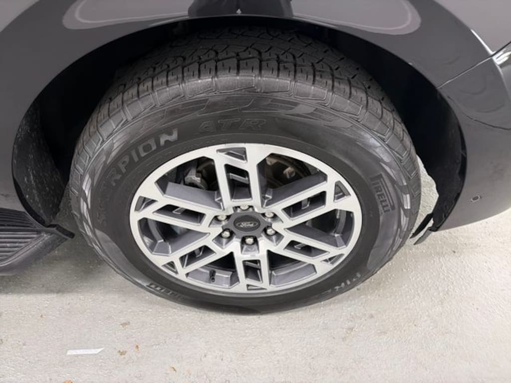 Used 2025 Ford Expedition Active SUV