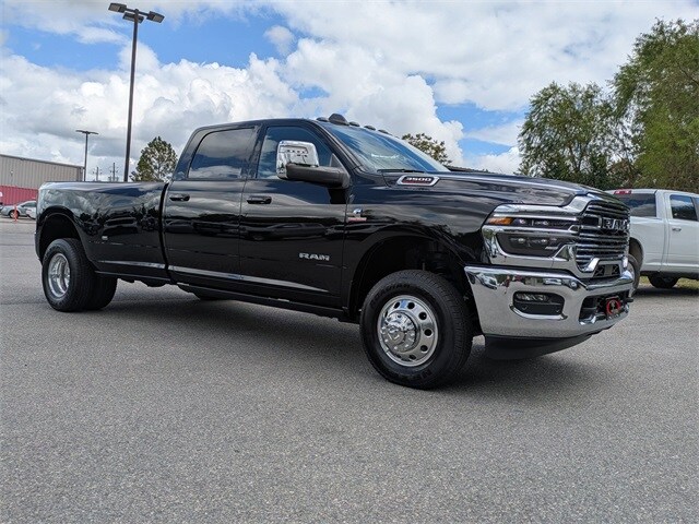 2026 Ram 3500 Laramie photo 2
