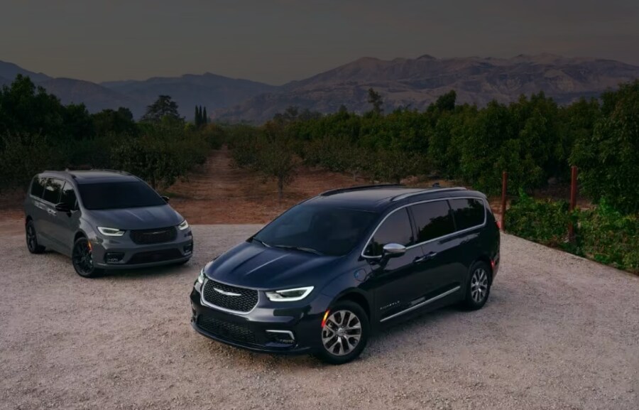 The Differences and Comparisons of the Chrysler Pacifica and the