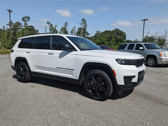 Used 2023 Jeep Grand Cherokee L Altitude with VIN 1C4RJJAG6P8885841 for sale in Vidalia, GA