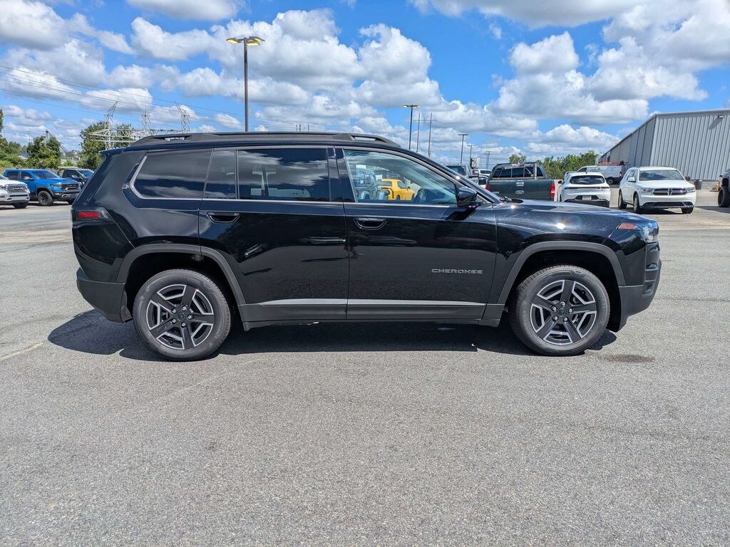 New 2026 Jeep Cherokee LAREDO 4X4 Sport Utility