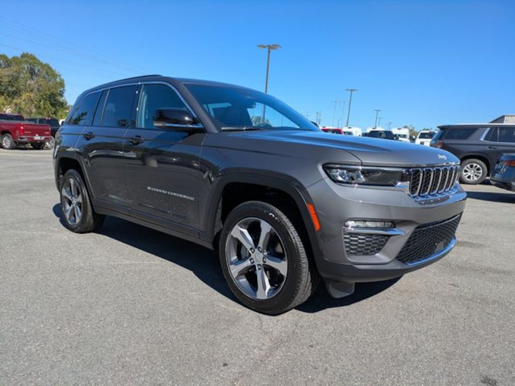 New 2025 Jeep Grand Cherokee LIMITED 4X4 Sport Utility