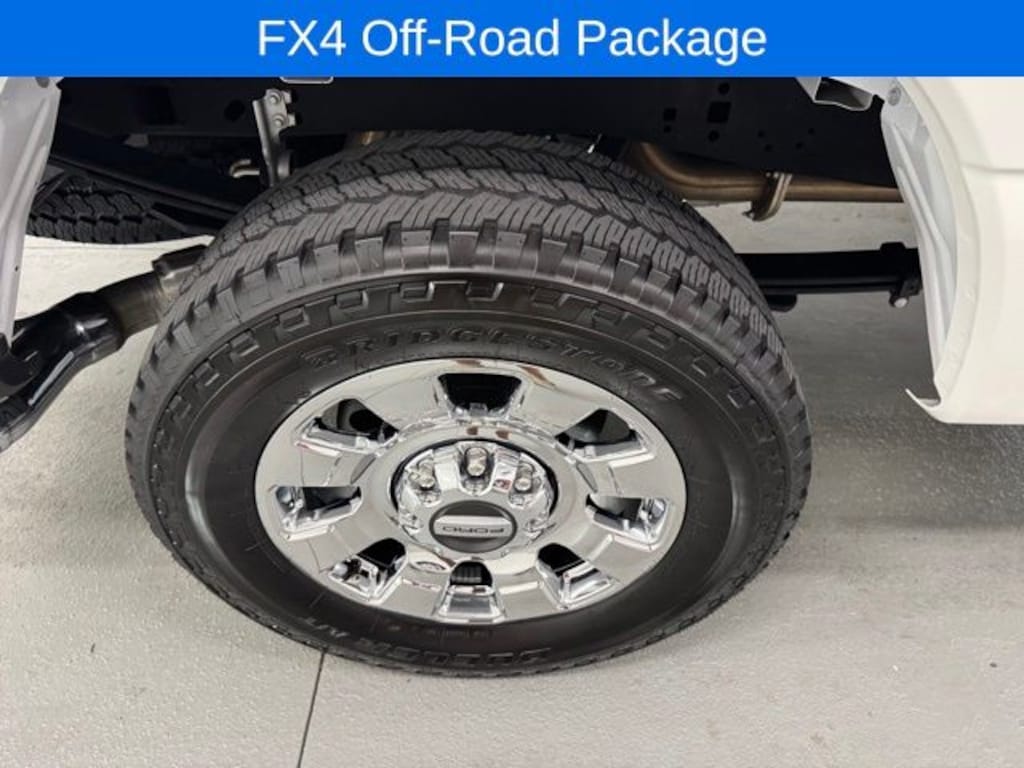 Used 2025 Ford F-250SD Lariat Truck