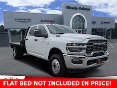 2025 Ram 3500 Chassis Cab 3500 TRADESMAN CREW CAB CHASSIS 4X4 60' CA Pickup