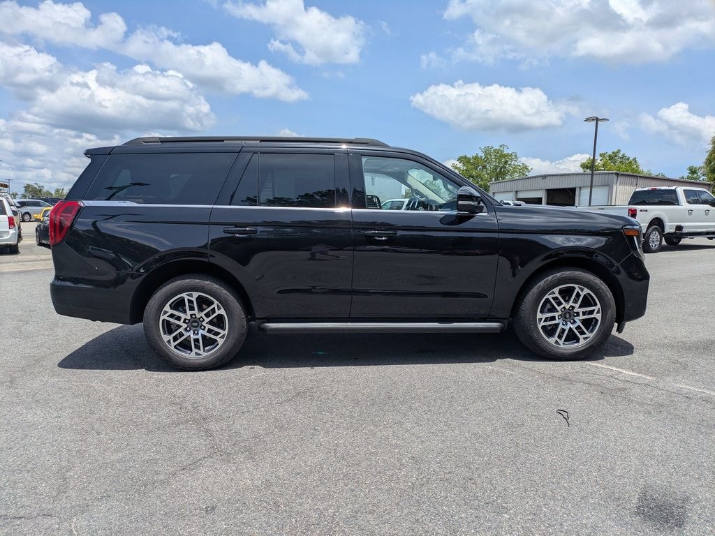 Used 2025 Ford Expedition Active SUV