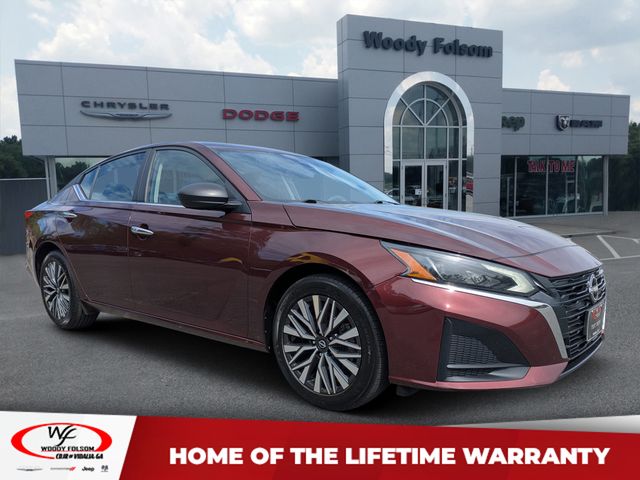 2024 Nissan Altima SV