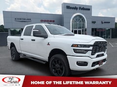2026 Ram 2500 BLACK EXPRESS CREW CAB 4X4 6'4 BOX Pickup