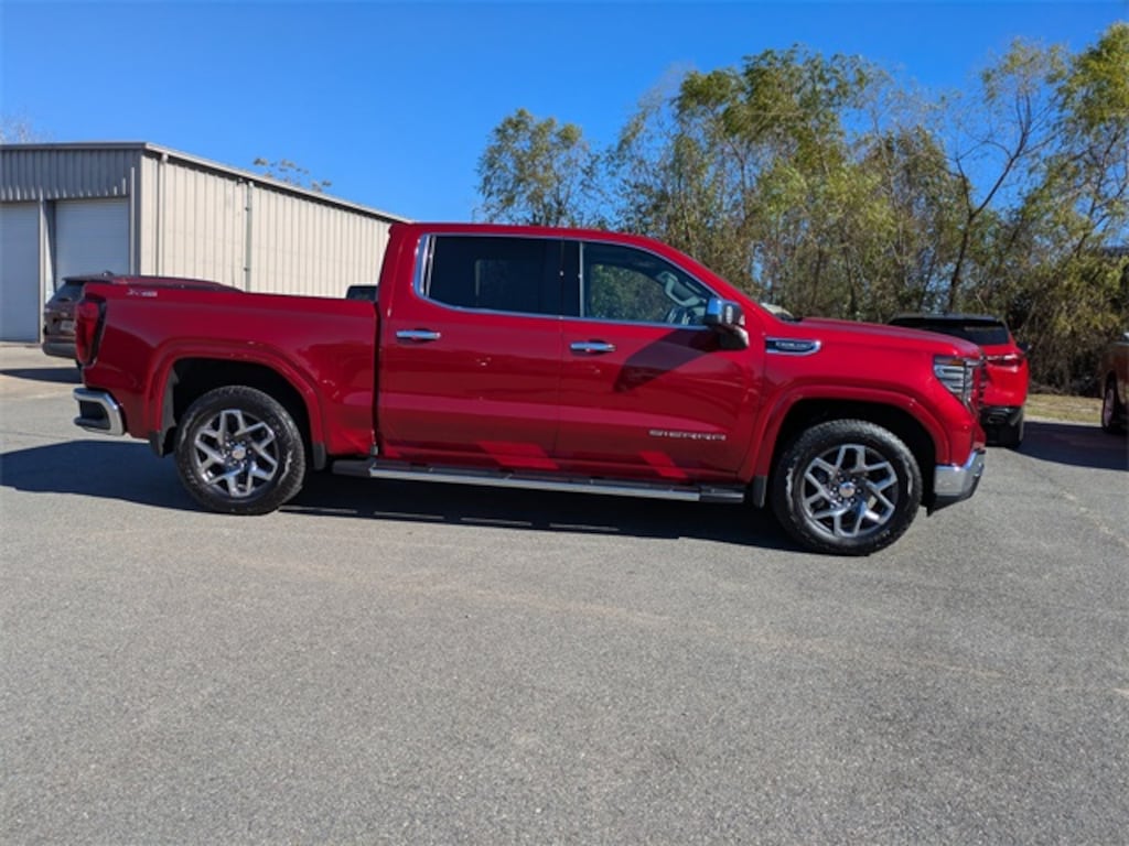 Used 2025 GMC Sierra 1500 SLT Truck