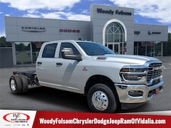 2025 Ram 3500 Chassis Cab 3500 TRADESMAN CREW CAB CHASSIS 4X4 60' CA Pickup