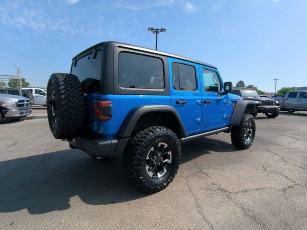 New 2024 Jeep Wrangler 4-DOOR RUBICON Sport Utility