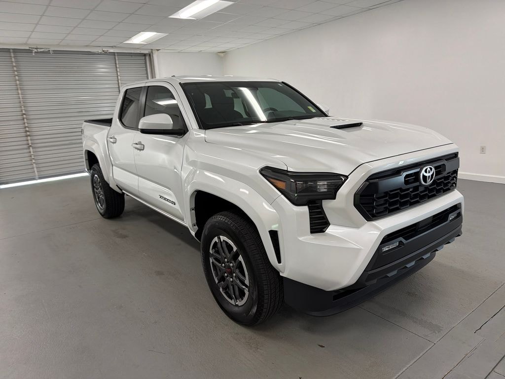 Used 2025 Toyota Tacoma TRD Sport Truck