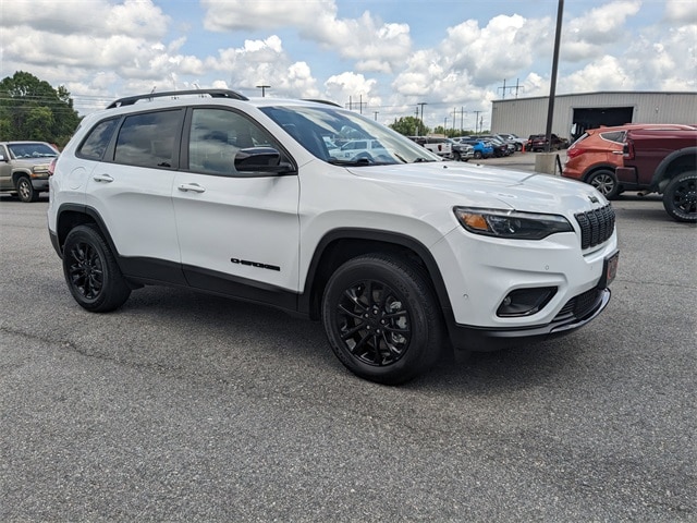 Used 2023 Jeep Cherokee Altitude Lux with VIN 1C4PJMMB3PD111742 for sale in Vidalia, GA