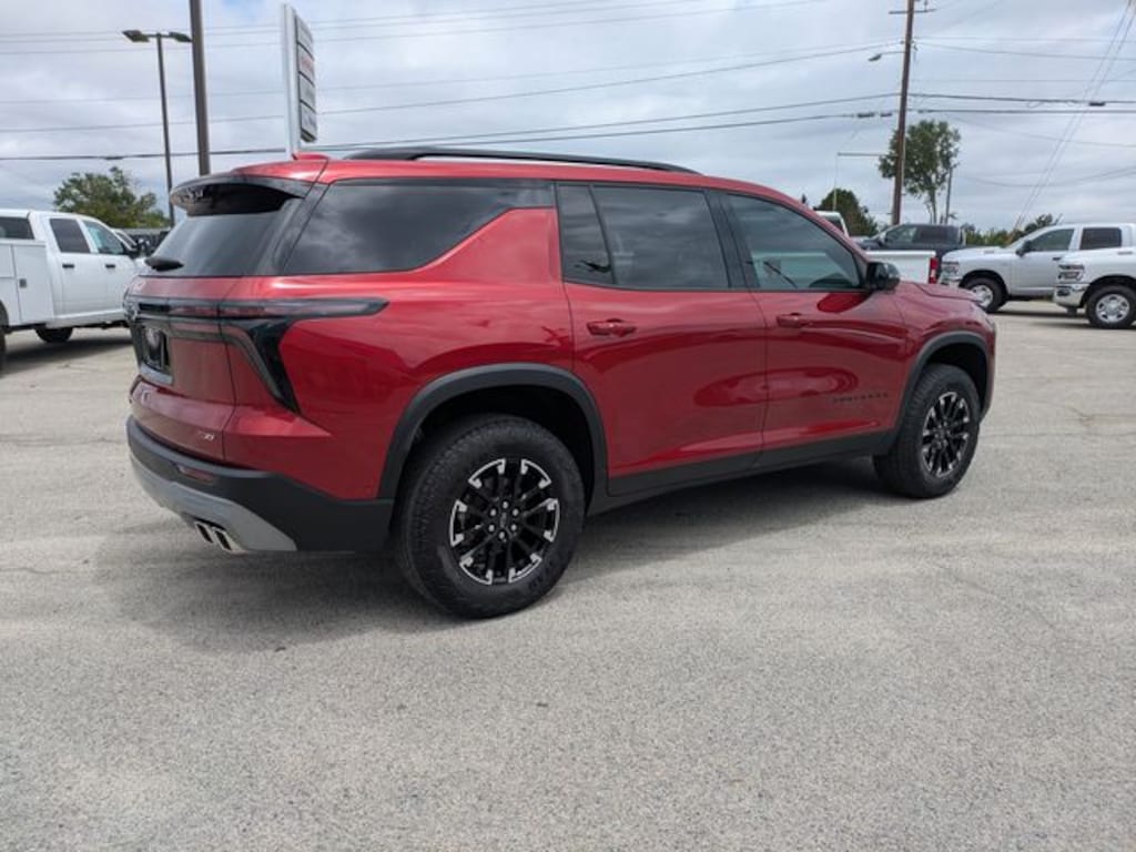 Used 2024 Chevrolet Traverse Z71 SUV