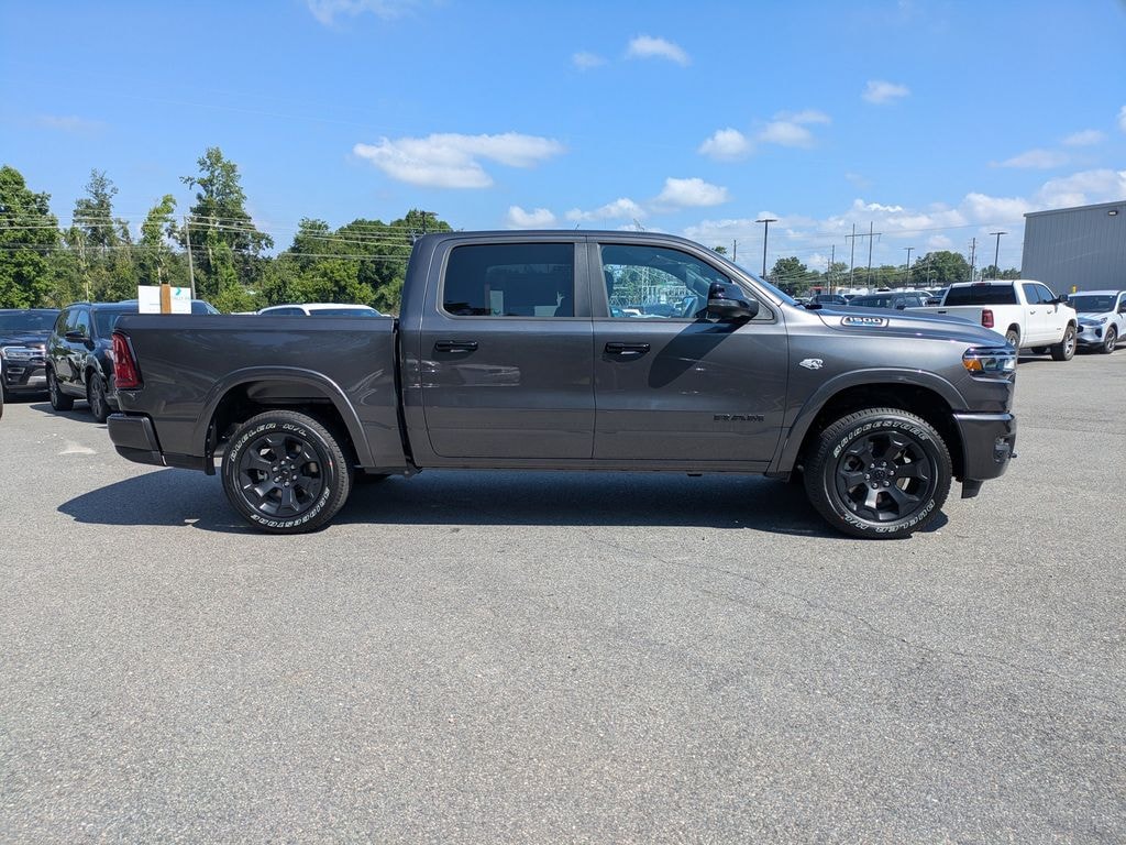 New 2026 Ram 1500 BIG HORN CREW CAB 4X4 5'7 BOX Pickup