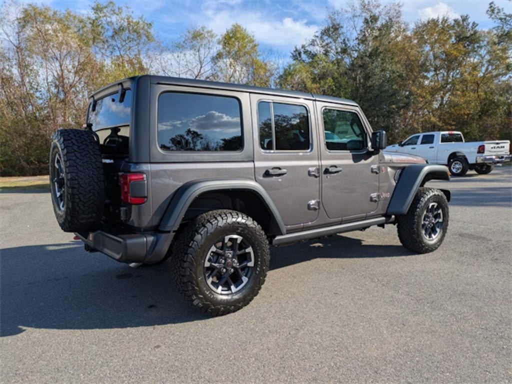 New 2026 Jeep Wrangler 4-DOOR RUBICON Sport Utility