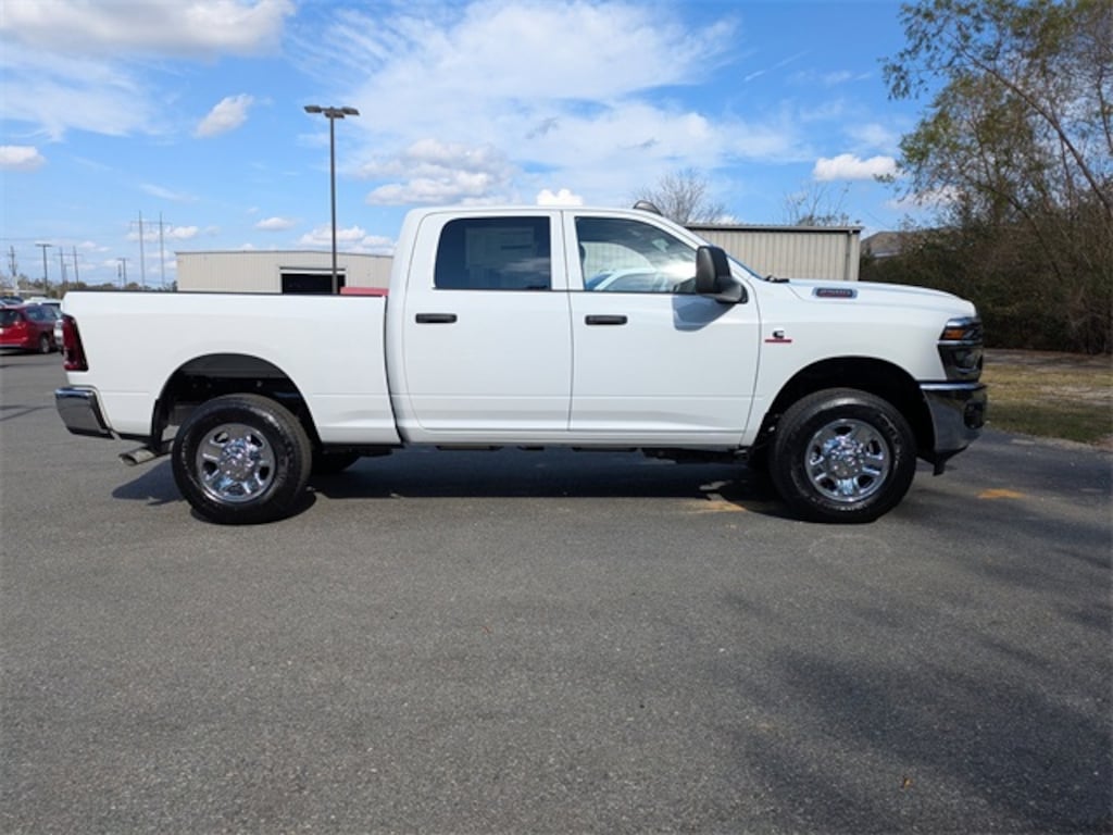 New 2026 Ram 2500 TRADESMAN CREW CAB 4X4 6'4 BOX Pickup