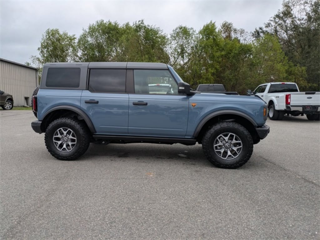 Used 2024 Ford Bronco Badlands SUV